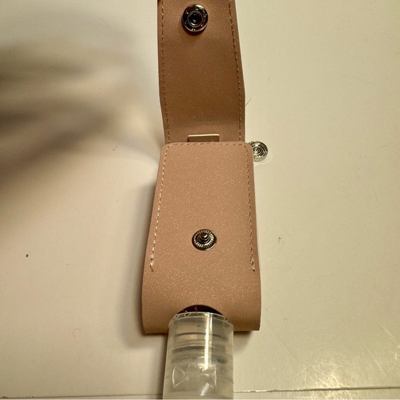 NWT. Disney Cinderella Castle Magical Place Sanitizer 1oz Keychain bag charm. - Picture 11 of 14